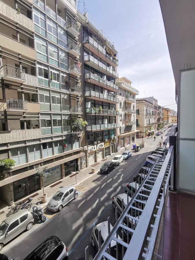 Aura Home Rent Of Rooms With Shared Kitchen 바리 외부 사진